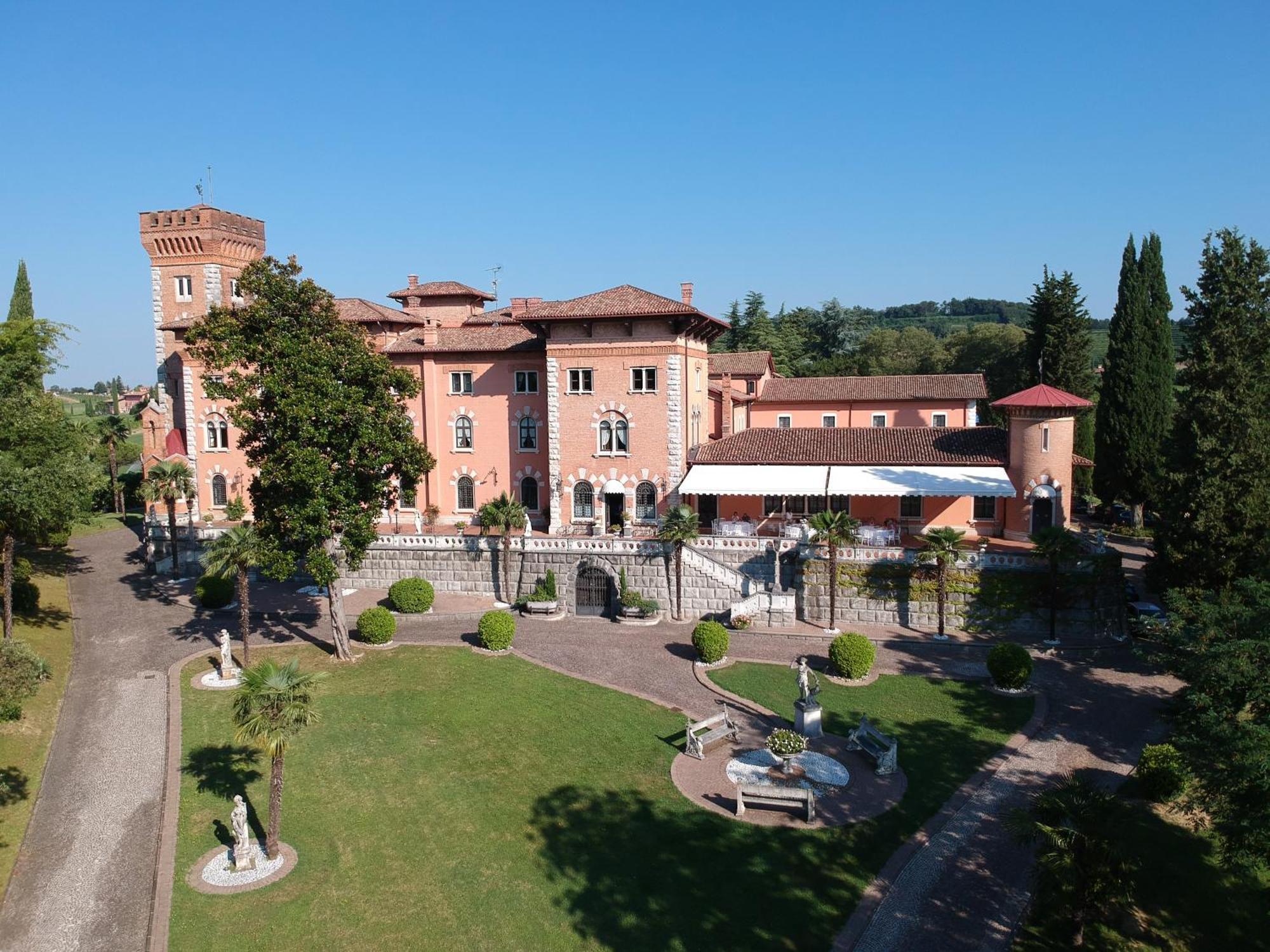 Hotel Castello Di Spessa - Residenze d'epoca Capriva del Friuli Esterno foto